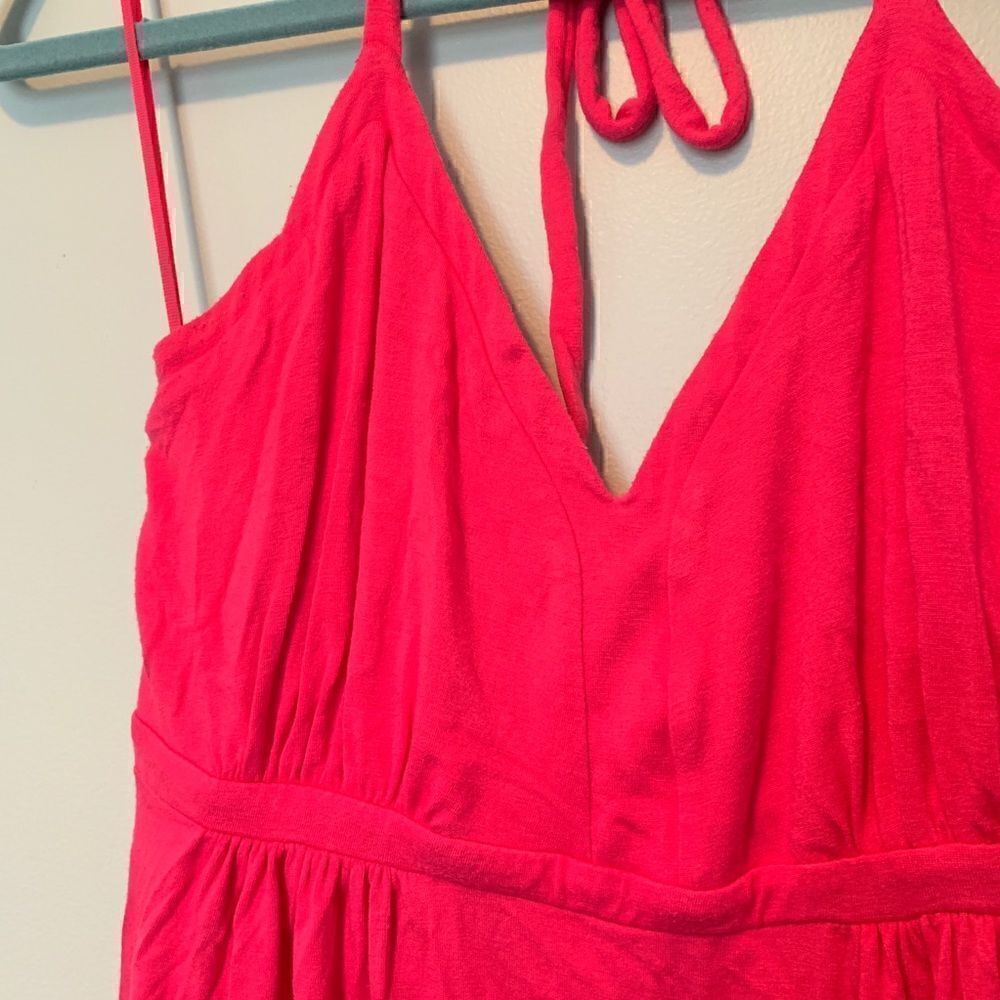 Pink Express halter dress - Picture 2 of 4
